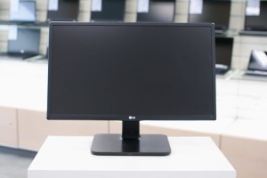 LG 24MB56HQ-B | 24" FHD IPS