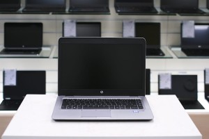 HP EliteBook 840 G3 | 14" HD | i5-6300U | 8GB DDR4 | 240GB SSD  | Intel HD 520 | WINDOWS