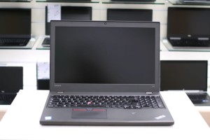 LENOVO ThinkPad T560 | 15.6" FHD | i7-6600U | 8GB DDR3 | 128GB SSD | Intel HD 520 | WINDOWS 10 PRO