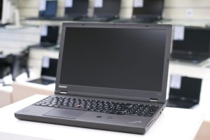 LENOVO ThinkPad W540 | 15.6" FHD  | i7-4700MQ | 16GB DDR3 | 256GB SSD + 500GB HDD | Intel HD 4600 + Nvidia Quadro K1100M | WINDOWS 