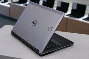 DELL Latitude E7440 | 14" FHD | i7-4600U | 8GB DDR3 | 256GB SSD | Intel HD | WINDOWS 8 PRO 