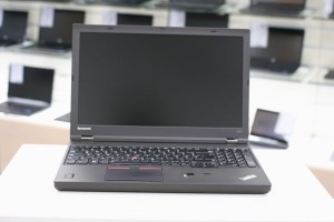 LENOVO ThinkPad W541 | 15.6" FHD | i7-4710MQ | 16GB DDR3 | 256GB SSD + 1TB HDD | Intel HD 4600 + nVidia Quadro K1100M | WINDOWS