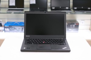 LENOVO ThinkPad X240 | 12.5" HD | i5-4300U | 8GB DDR3 | 180GB SSD | Intel HD 4400 | WINDOWS 7 PRO