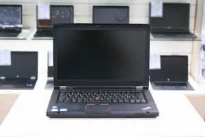 LENOVO ThinkPad T430 | 14.1" HD+  | i5-3320M | 4GB DDR3 | 320GB HDD | Intel HD 4000 | WINDOWS 7 HOME