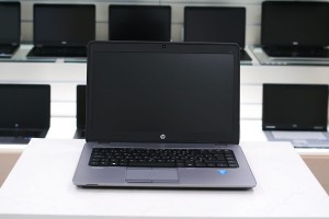 HP EliteBook 840 G1 | 14,1" HD+ | i5-4310U | 12GB DDR3 | 240GB HDD | Intel HD 4400| WINDOWS 7 PRO