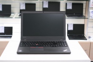 LENOVO ThinkPad T550 | 15.6" FHD | i7-5600U | 8GB DDR3 | 128GB SSD | Intel HD 5500 | WINDOWS